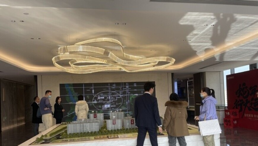 2O24年新澳门免费资料,郑功成：要废除35岁就业门槛,最新答案解释落实_优选版V12.20
